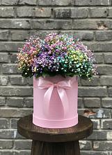 Цветочная композиция из Гипсофила и Розы в шляпной коробке в Потьме