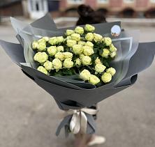 Букет Белые кустовые розы Солинеро в Потьме