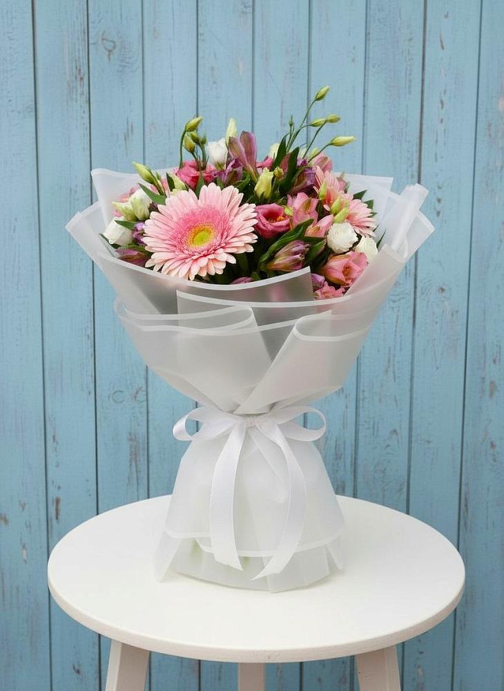 Букет цветов из: Герберы, Альстромерии и Лизиантусы в Потьме