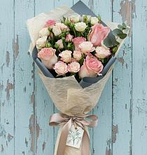 Букет цветов из:  Розы #REPLACE_PRED# Потьме