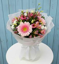 Букет цветов из:  Герберы, Альстромерии и Лизиантусы в Потьме