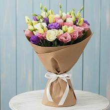 Букет цветов из:  Лизиантусы #REPLACE_PRED# Потьме