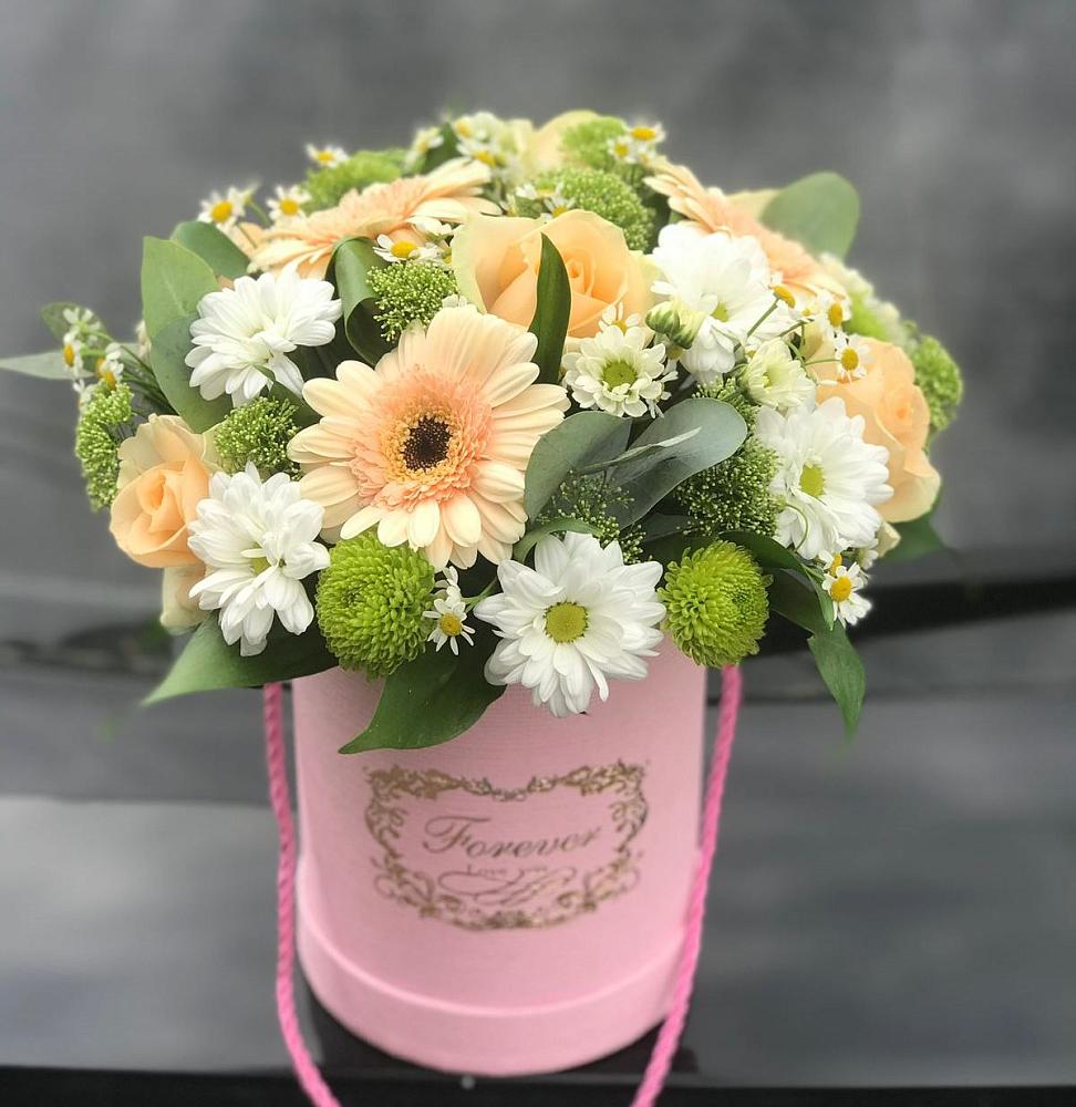 Цветочная композиция из Розы, Герберы и Хризантемы в шляпной коробке в Потьме