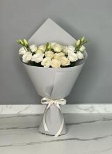 Букет цветов из:  Розы и Лизиантусы в Потьме